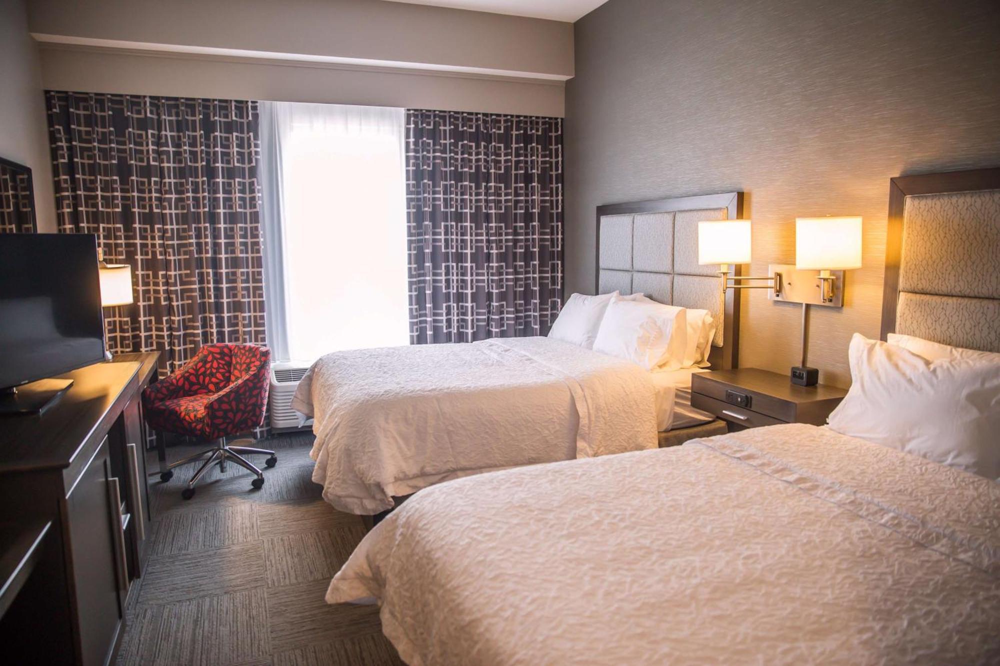 Hotel Hampton Inn-pontiac 3*